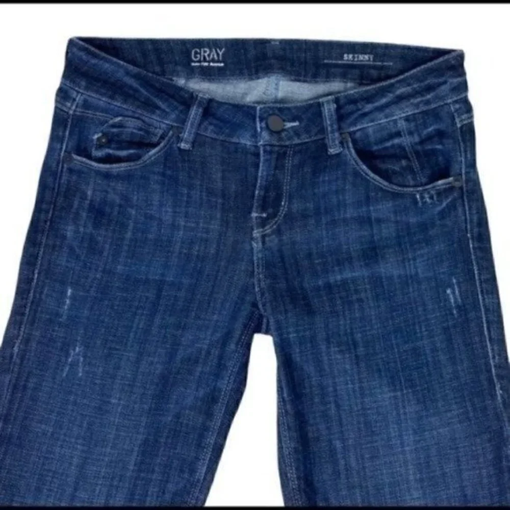 Saks Fifth Ave Gray Brand Distressed Skinny Blue Jeans 26